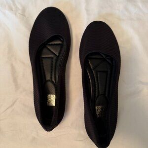Basic Black Flats NEW